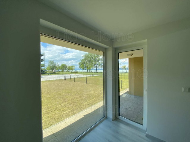 Kiadó téglalakás, albérlet, Siófokon 300 E Ft / hó, 2 szobás