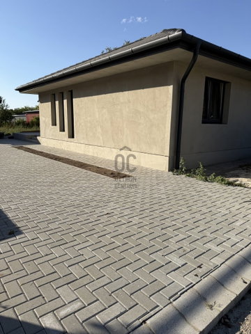 Eladó családi ház, Abonyban 59.9 M Ft, 2 szobás