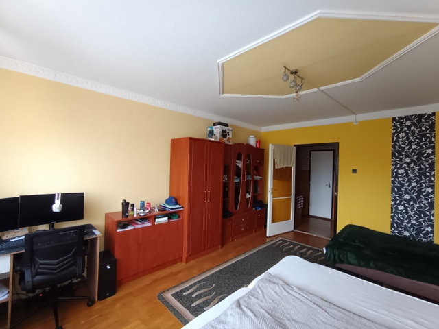 Eladó panellakás, Kecskeméten 38.9 M Ft, 2 szobás