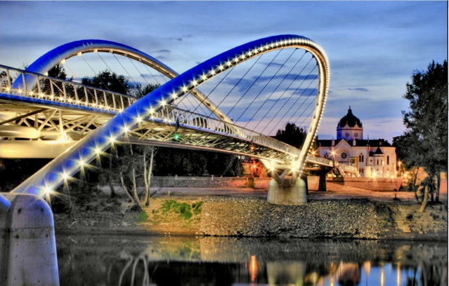 Eladó ipari ingatlan, Szolnokon 240 M Ft / költözzbe.hu