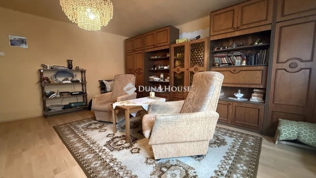 Eladó családi ház, Szombathelyen 85.9 M Ft, 5 szobás