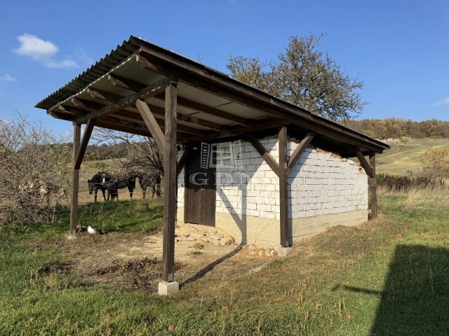 Eladó telek, Csákváron 6.9 M Ft / költözzbe.hu