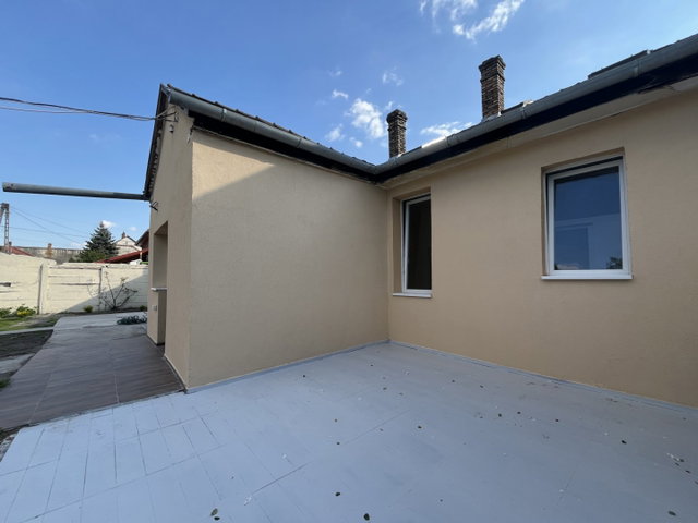 Eladó családi ház, Budapesten, XX. kerületben 69.99 M Ft