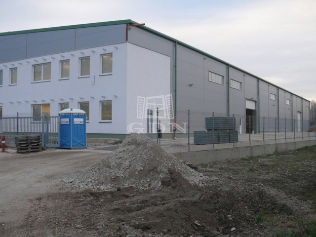 Kiadó ipari ingatlan, Kecskeméten 7070 E Ft / hó