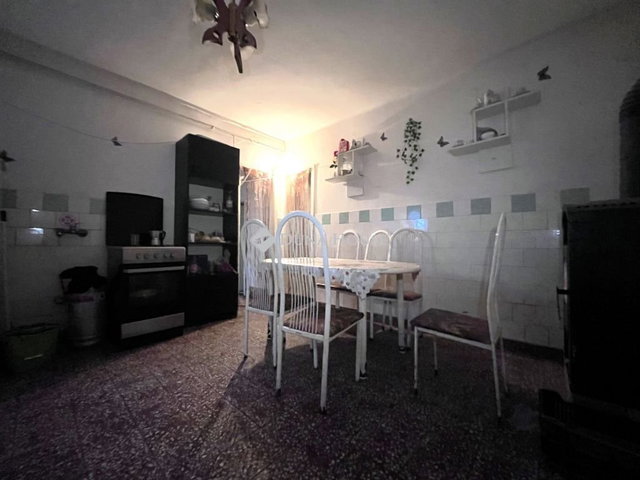 Eladó családi ház, Berhidán 24 M Ft, 2+1 szobás