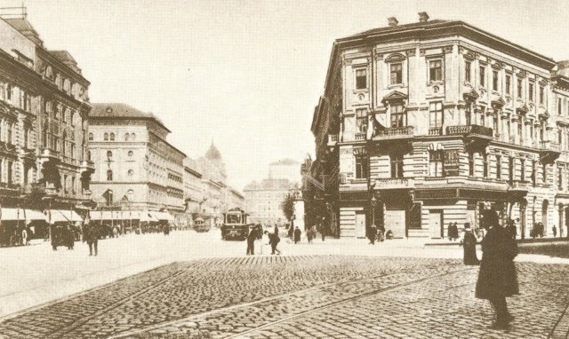 Eladó téglalakás, Budapesten, VI. kerületben 135 M Ft, 3 szobás