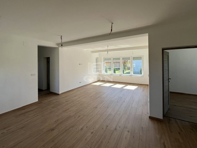 Eladó családi ház, Magyarszerdahelyen 89.9 M Ft, 4+1 szobás