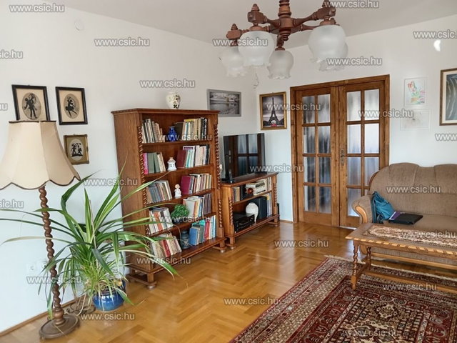 Eladó téglalakás, Budapesten, XVI. kerületben, Sashalom utcában