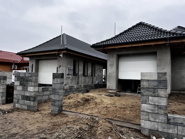 Eladó ikerház, Fóton 120 M Ft, 4 szobás / költözzbe.hu