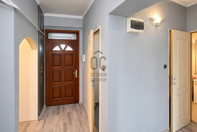Eladó téglalakás, Zalaegerszegen 43 M Ft, 2 szobás
