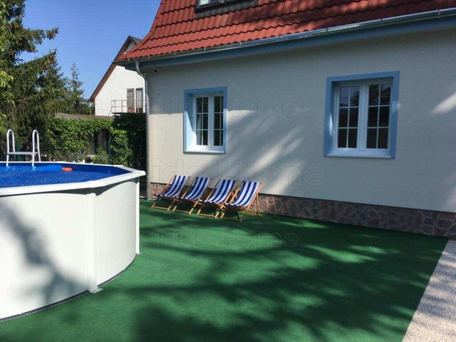 Eladó családi ház, Balatonlelleén 319.9 M Ft, 8+8 szobás
