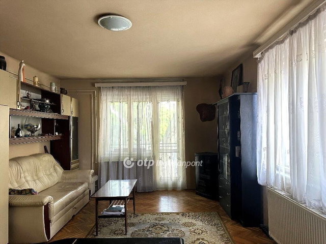 Eladó téglalakás, Budapesten, III. kerületben 99 M Ft, 3 szobás