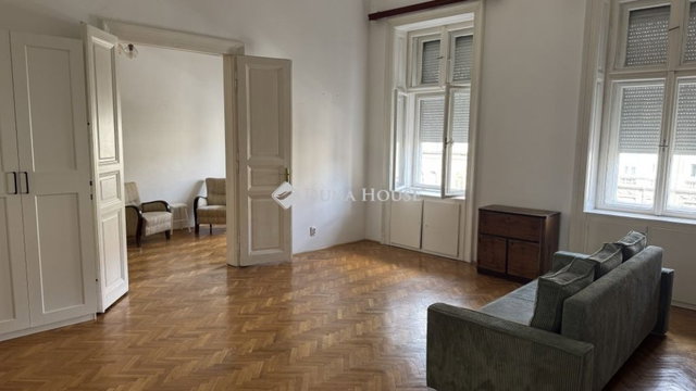 Eladó téglalakás, Budapesten, V. kerületben 94.5 M Ft, 2 szobás