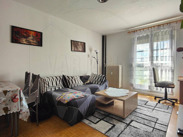 Eladó panellakás, Pécsett, Páfrány utcában 40.99 M Ft