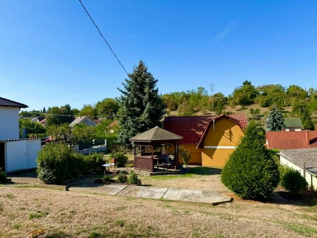 Eladó családi ház, Sárváron 47.9 M Ft, 2 szobás