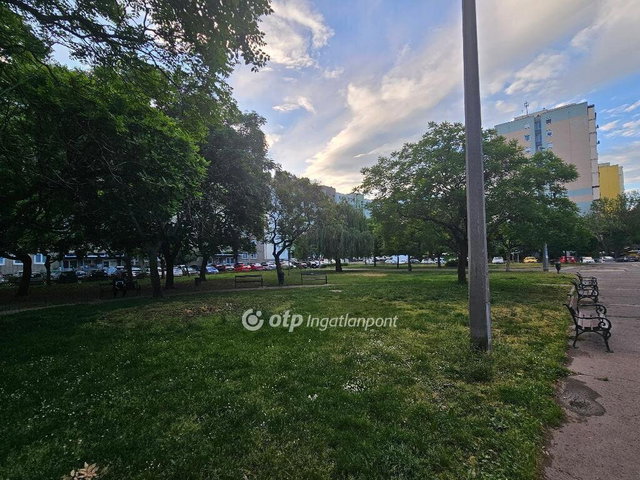 Eladó panellakás, Budapesten, XX. kerületben 66 M Ft, 2+1 szobás