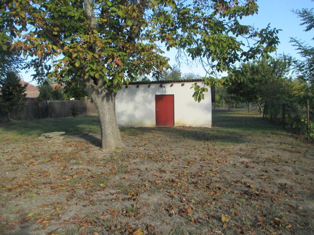 Eladó családi ház, Battonyán 23.5 M Ft, 4 szobás
