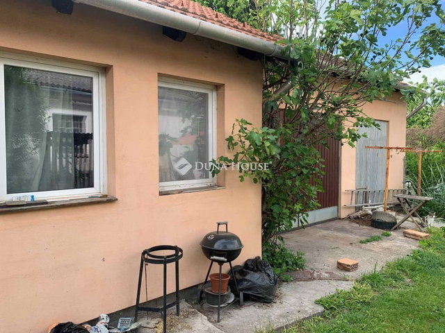 Eladó családi ház, Székesfehérvárott 82 M Ft, 3 szobás