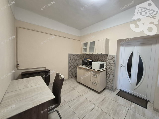 Eladó családi ház, Lajosmizsén 39 M Ft, 3 szobás