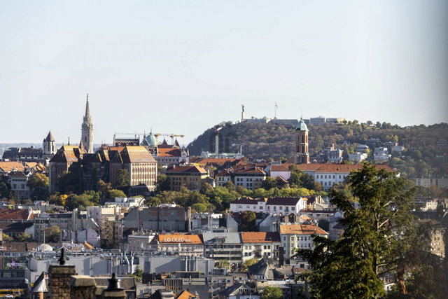 Eladó téglalakás, Budapesten, II. kerületben, Lévay utcában