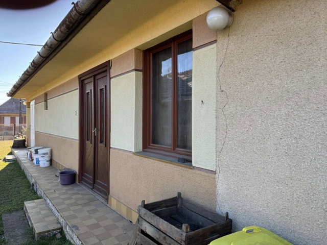 Eladó családi ház, Pilisen 64.9 M Ft, 4+1 szobás