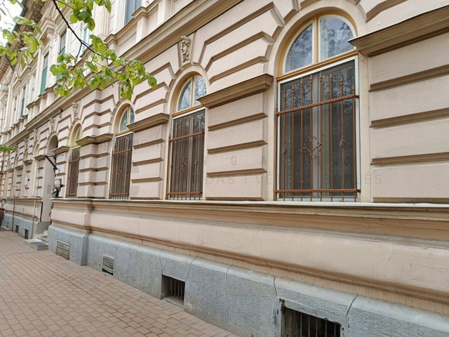 Eladó téglalakás, Szegeden, Tisza Lajos körúton 84.9 M Ft