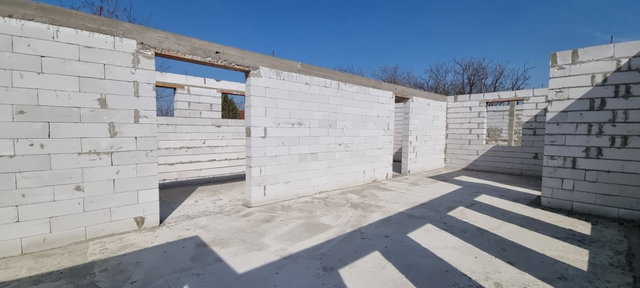 Eladó ikerház, Dunavarsányban 99 M Ft, 5+1 szobás