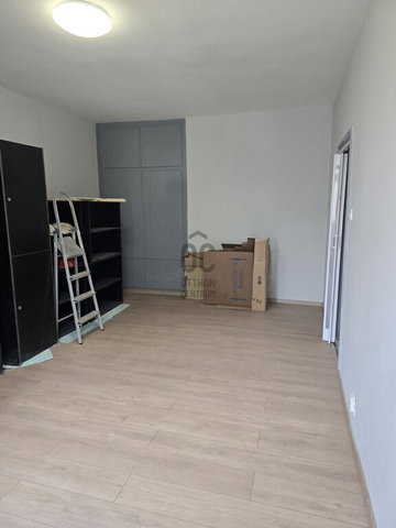 Eladó téglalakás, Nagykanizsán 27.5 M Ft, 2 szobás
