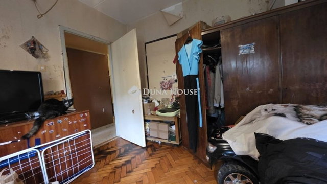 Eladó panellakás, Szombathelyen 35 M Ft, 2 szobás