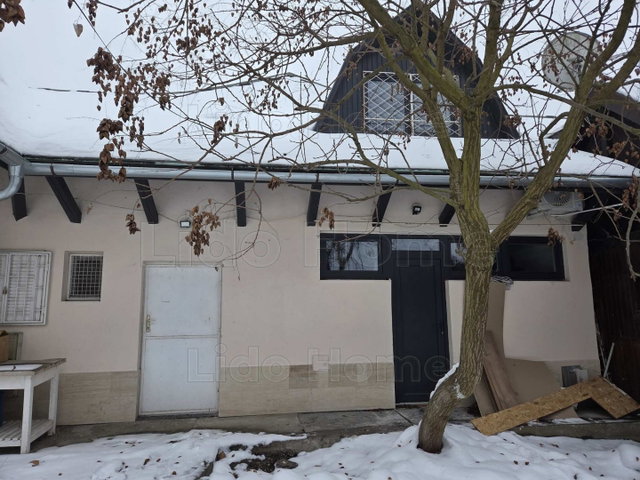 Eladó üzlethelyiség, Balatonlelleén 89.9 M Ft, 2 szobás