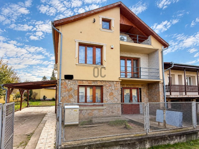 Eladó családi ház, Veresegyházon 119.9 M Ft, 5 szobás