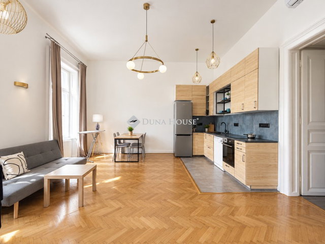 Eladó téglalakás, Budapesten, IX. kerületben 118.6 M Ft