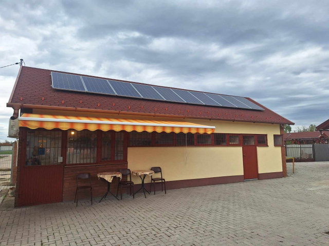 Eladó üzlethelyiség, Balmazújvárosban 15.9 M Ft, 4+1 szobás