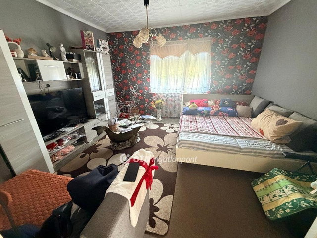 Eladó családi ház, Fülöpön 15 M Ft, 2+1 szobás
