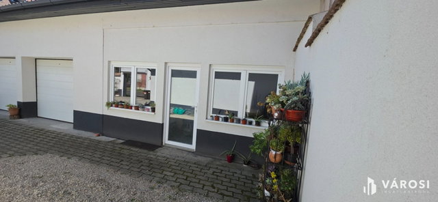 Eladó üzlethelyiség, Nagykanizsán 20.5 M Ft, 1 szobás