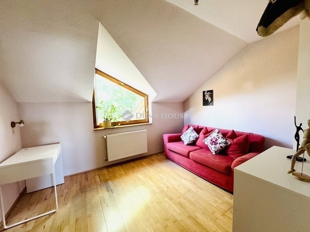 Eladó téglalakás, Budapesten, XVIII. kerületben 94.99 M Ft