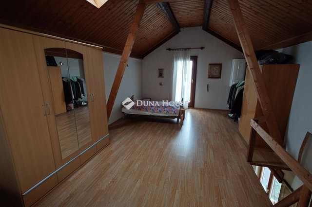 Eladó családi ház, Szentkirályon 59.899 M Ft, 3 szobás