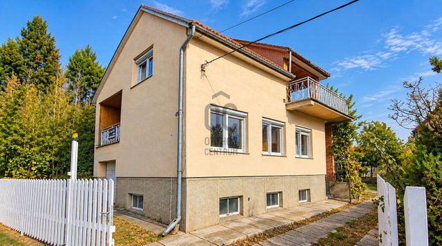Eladó családi ház, Szigetszentmiklóson 89.9 M Ft, 5 szobás