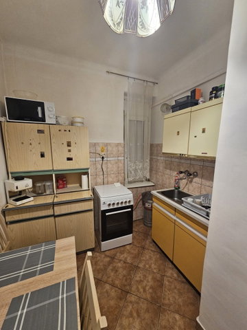 Eladó téglalakás, Komlón, Arany János utcában 17.9 M Ft