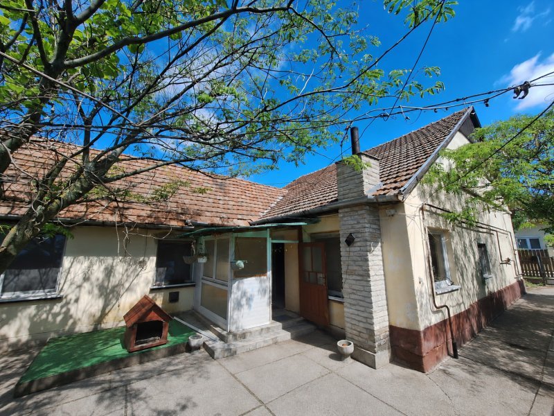 6 bed · 125m² · 63.000.000 ft