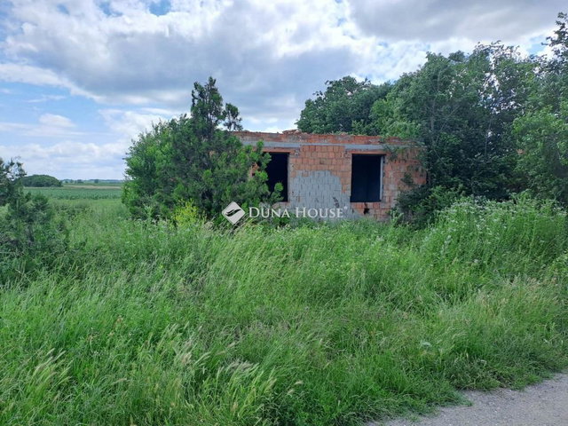 Eladó családi ház, Tápiószelén 4.5 M Ft, 3 szobás