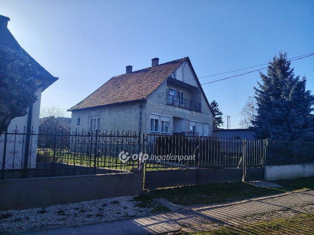 Eladó családi ház, Fehérgyarmaton 45 M Ft, 1+2 szobás