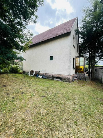 Eladó családi ház, Komáromban 55.99 M Ft, 3 szobás
