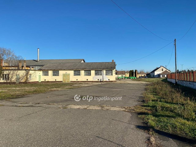 Eladó ipari ingatlan, Jánoshalmán 350 M Ft / költözzbe.hu