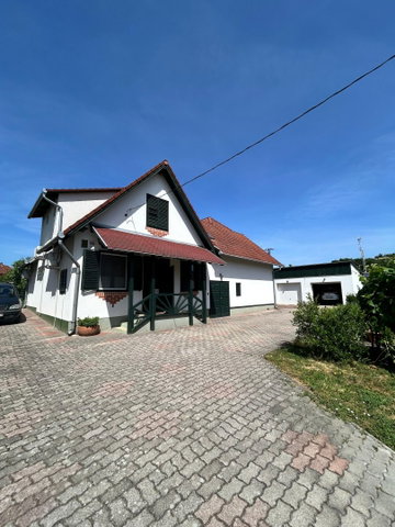 Eladó hotel, Villányban 500 M Ft / költözzbe.hu