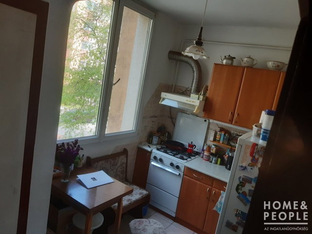 Eladó téglalakás, Hódmezővásárhelyen 43.999 M Ft, 2 szobás