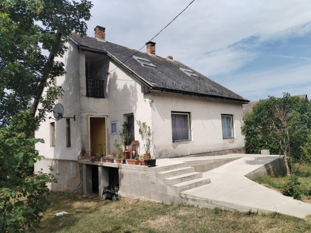 Eladó családi ház, Endrefalván 16 M Ft, 3+2 szobás