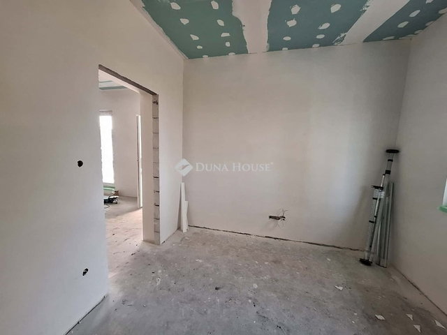 Eladó ikerház, Monoron 87.5 M Ft, 4 szobás / költözzbe.hu