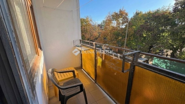 Eladó panellakás, Szentendrén 60 M Ft, 2 szobás