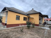 Eladó családi ház, Tiszafüreden 59.5 M Ft, 3 szobás